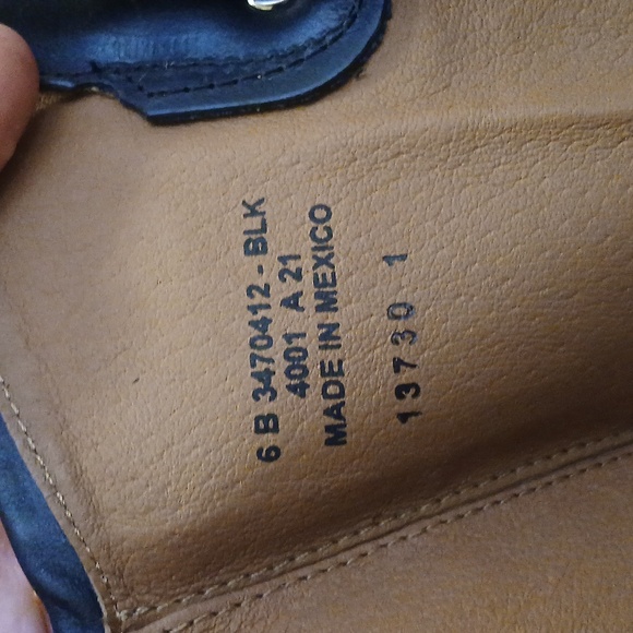 NWOT Frye Melissa Button Lug sz 6 - Picture 14 of 16